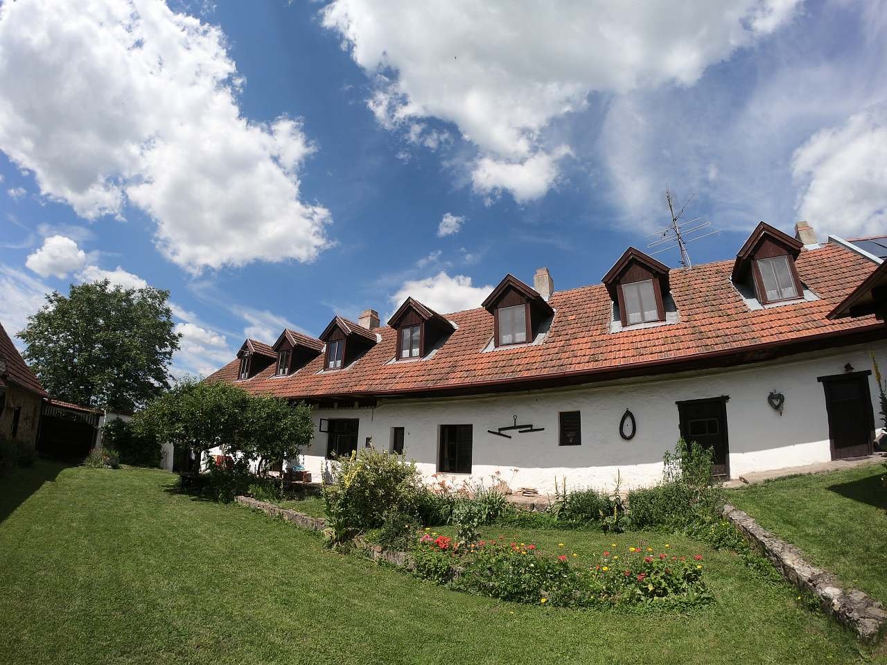 Vopálk's cottage - courtyard