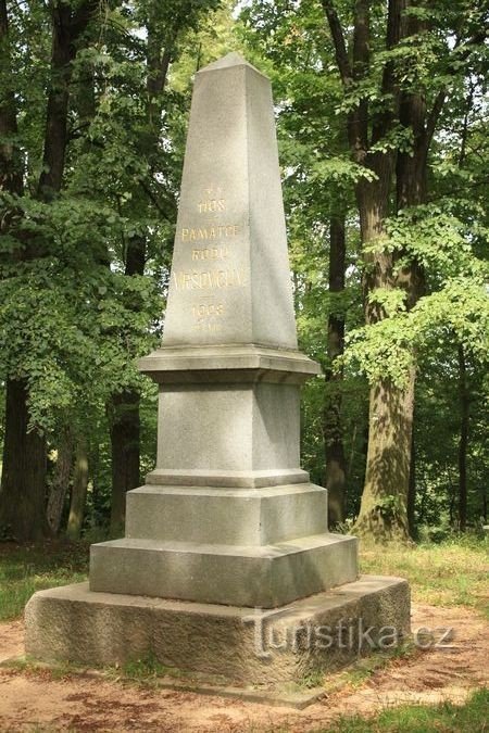 Vraclav - monument of the Vršov family