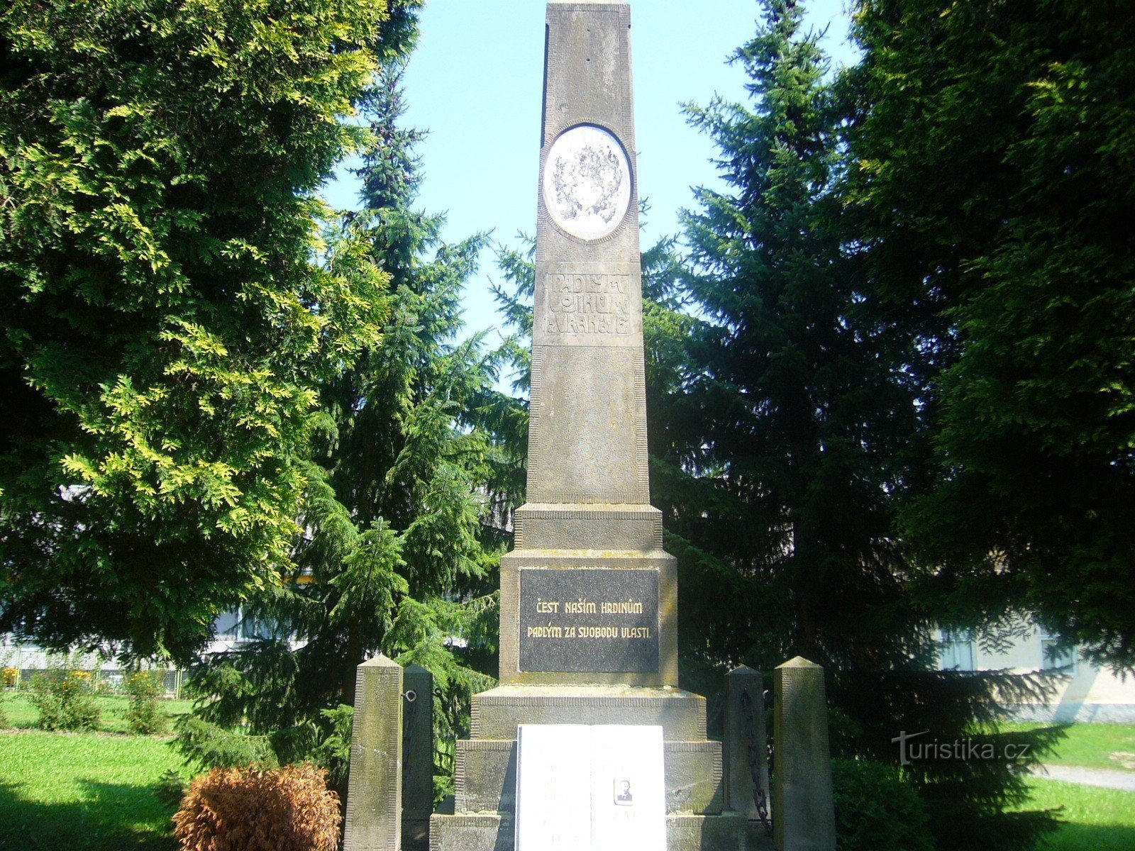 Vranová - monument al celor căzuți în 1 St. cilindrii