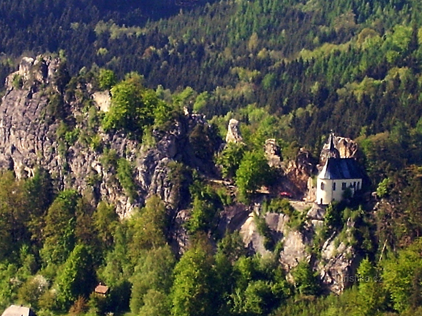 Vranovské bergkam met het Pantheon