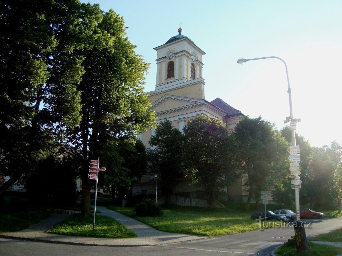 Vrbno pod Pradědem - biserica parohială Sf. Mihail - Foto: Ulrych Mir.