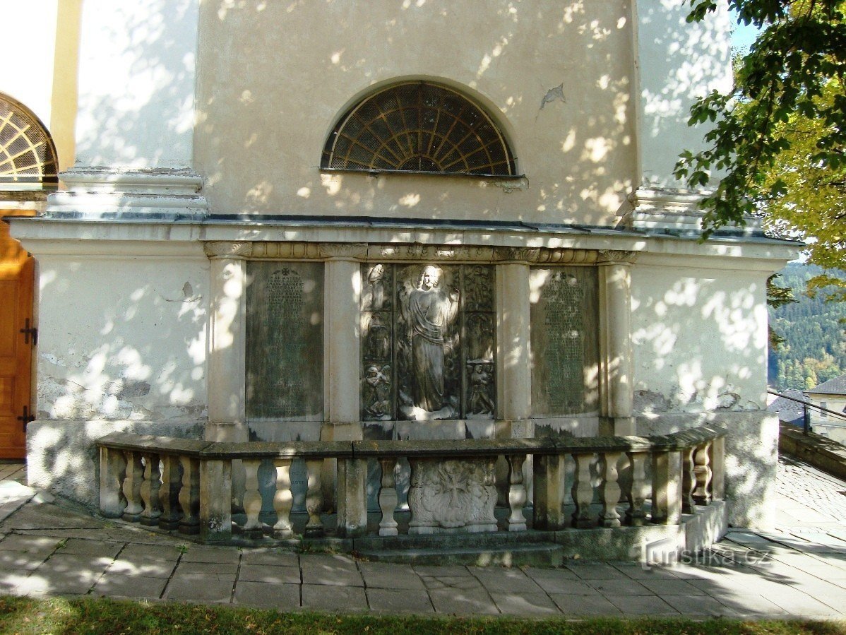 Vrbno pod Pradědem - monument to the victims of World War I - Photo: Ulrych Mir.