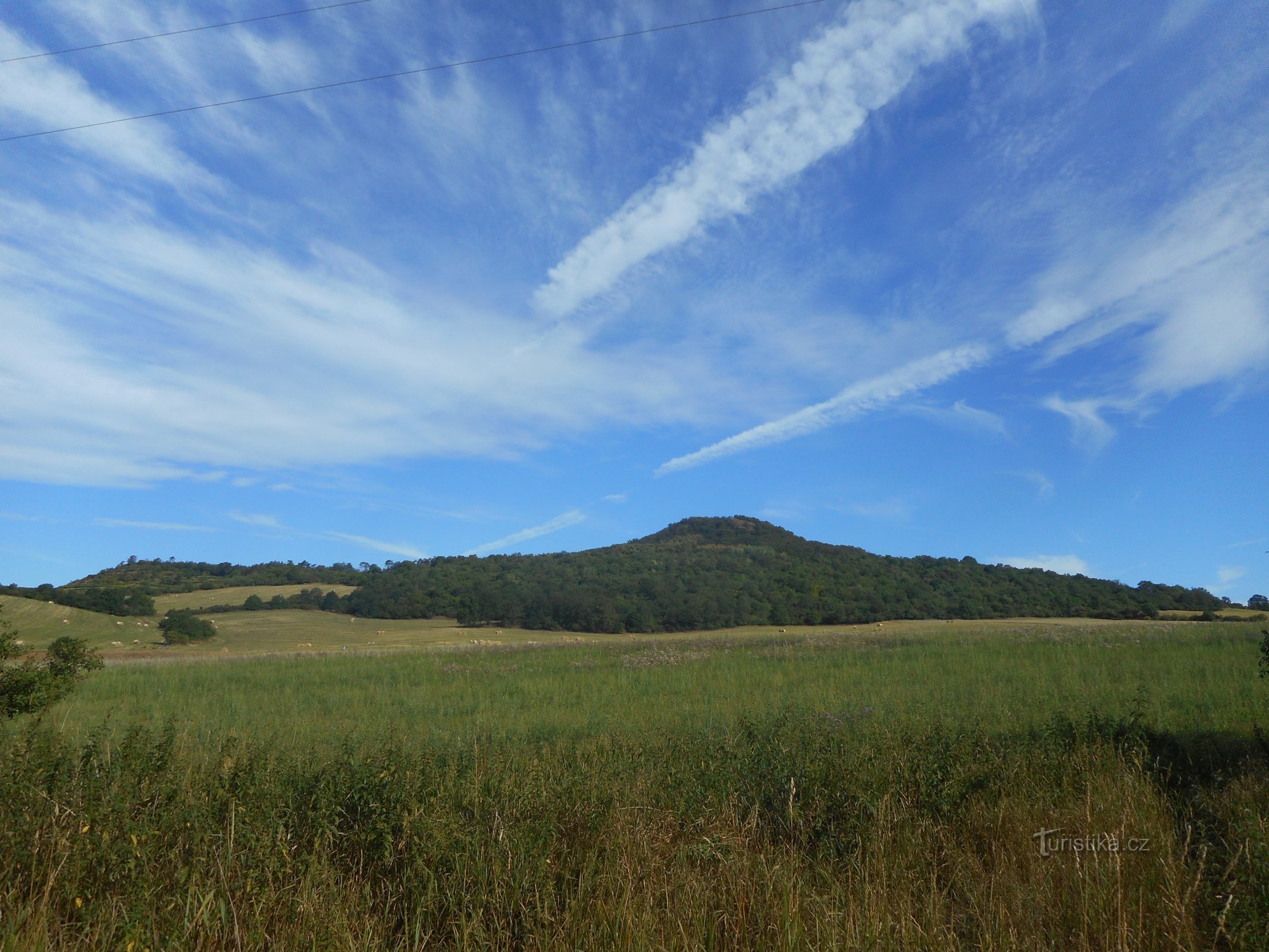 Strážiště heuvel vanuit het noorden.