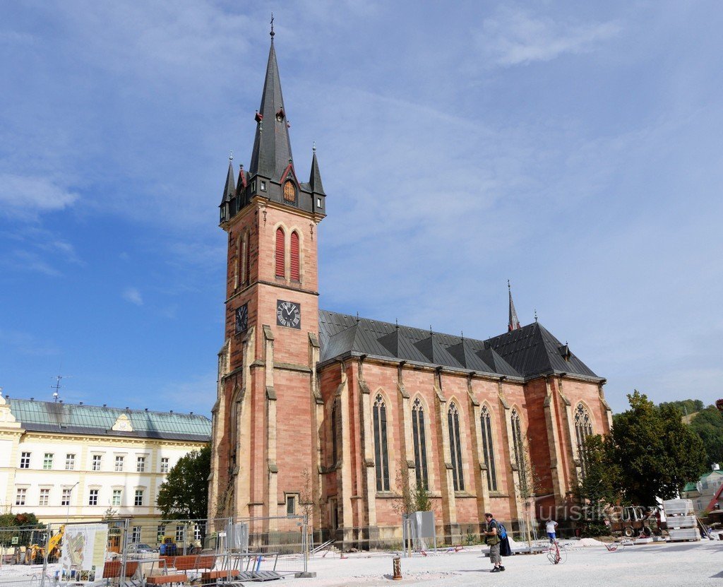 Vrchlabí, kyrkan St. Lawrence