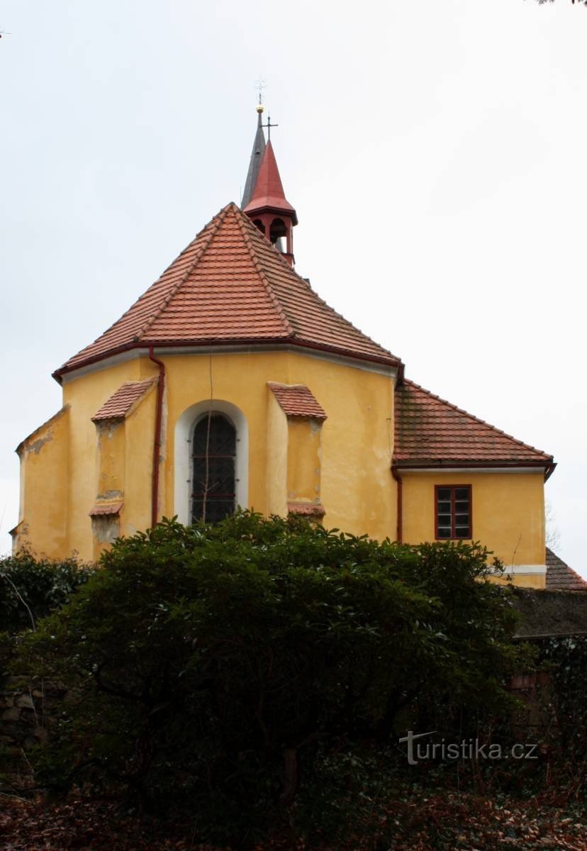 Vrchotovy Janovice - kirken St. Martin