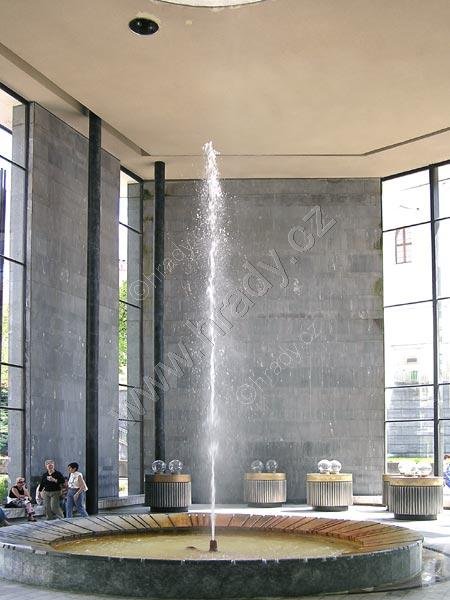 Vřídelní kolonáda