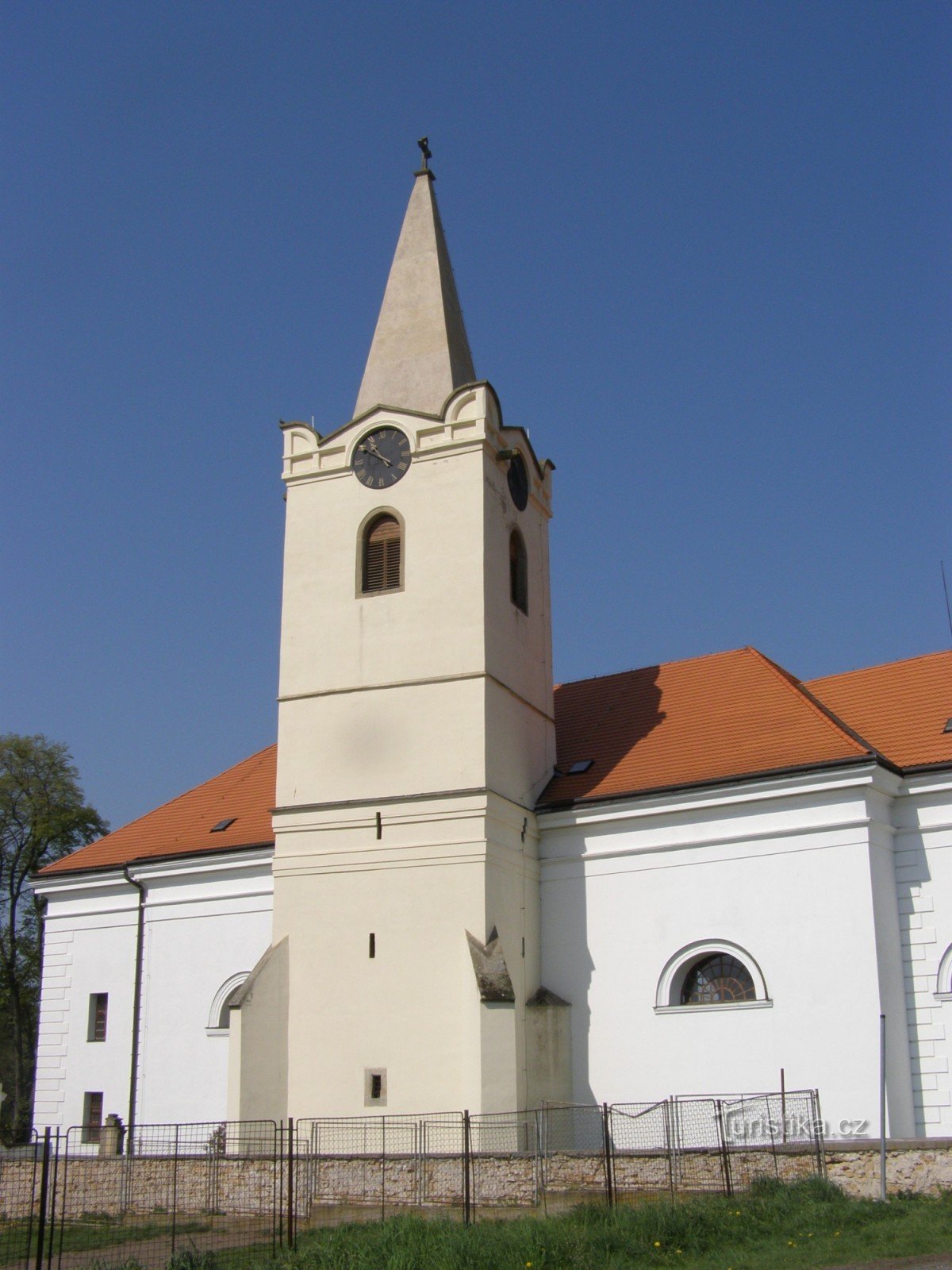 Všestary - templom