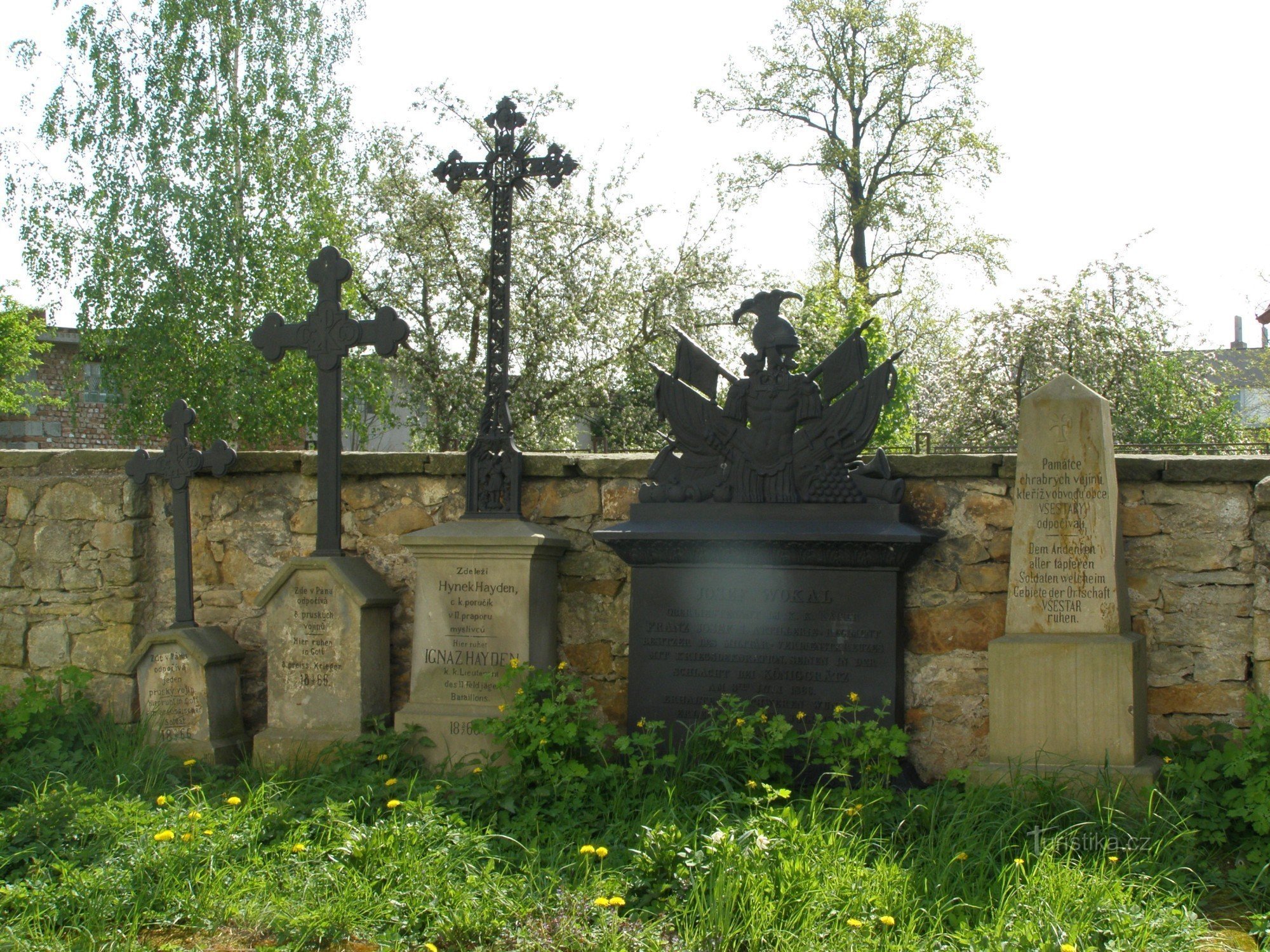 Všestary - monuments of the battle of 1866 near the church