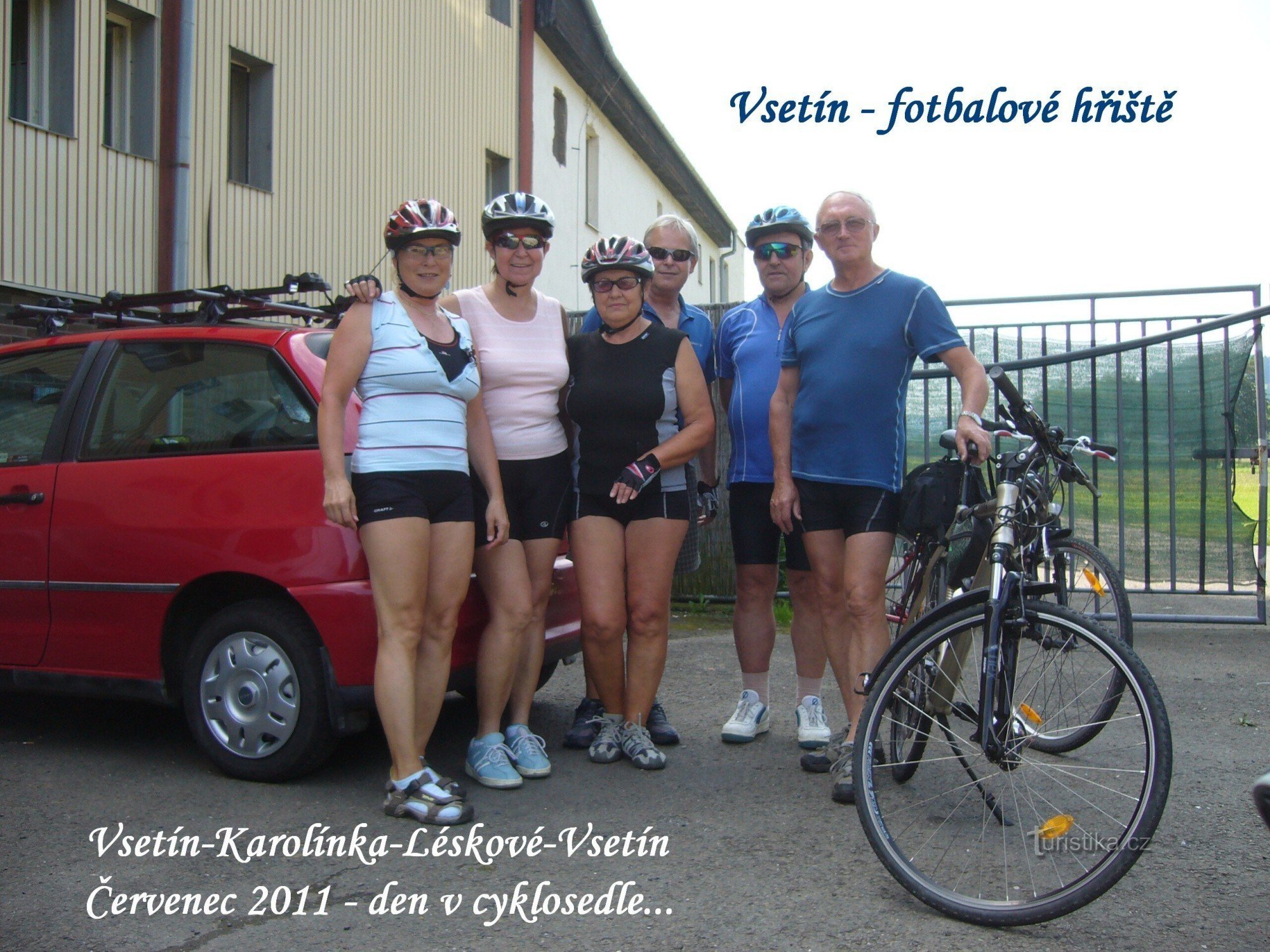 Vsetín - parcheggio vicino al campo di calcio