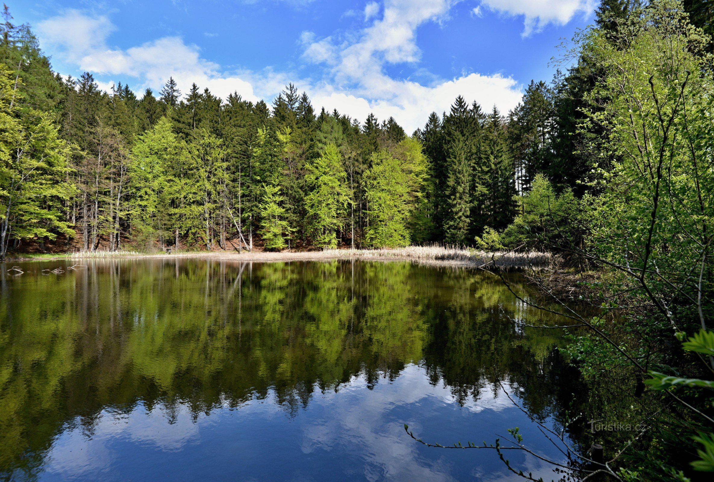 Vsetínin kukkulat: Cábské-järvi