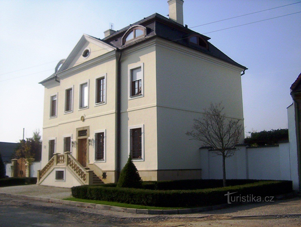 Vsisko-castle-Foto: Ulrych Mir.