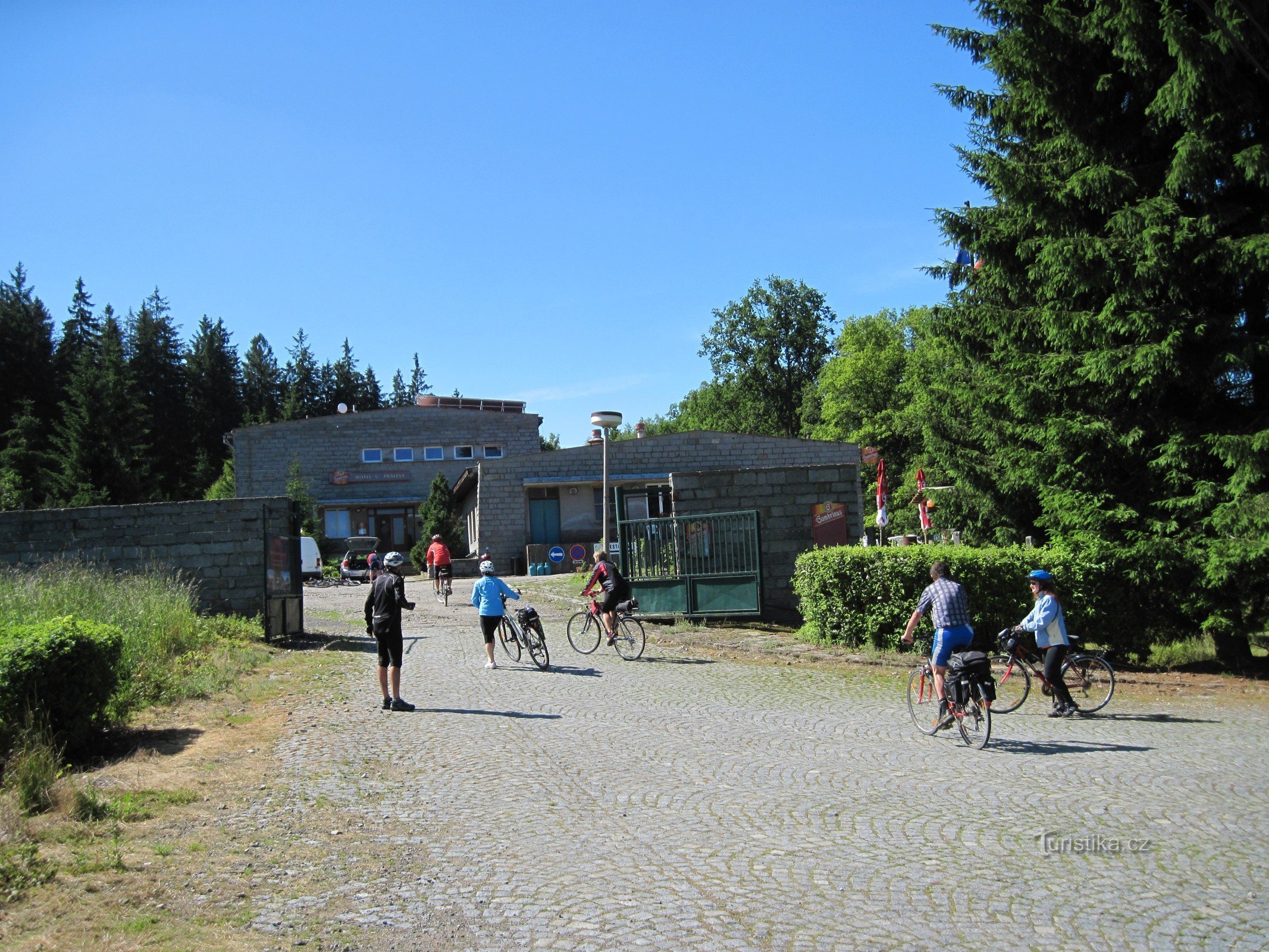 Entrada a la zona del Hotel U pralesa Černé Údolí