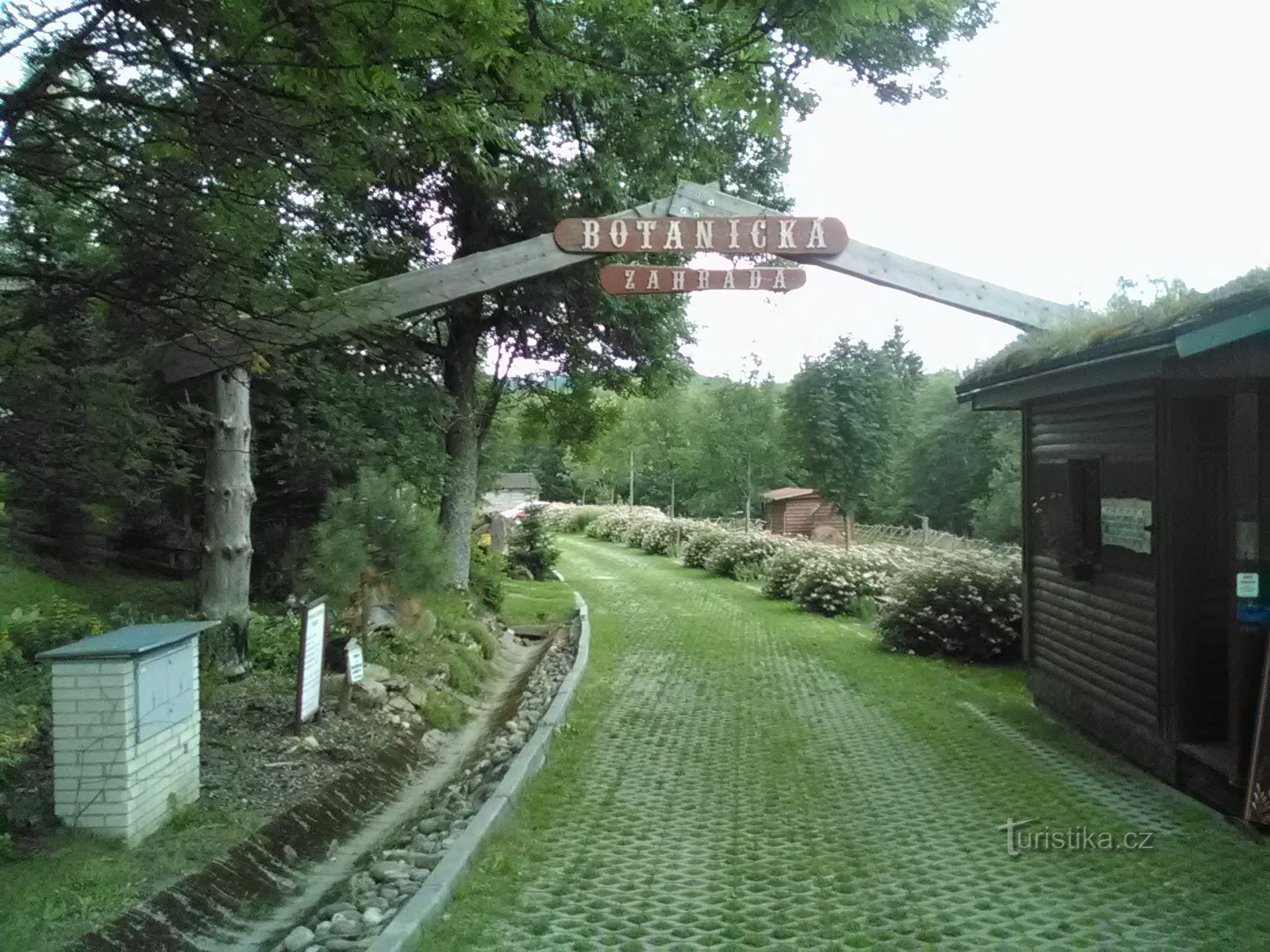 Entrada do jardim botânico