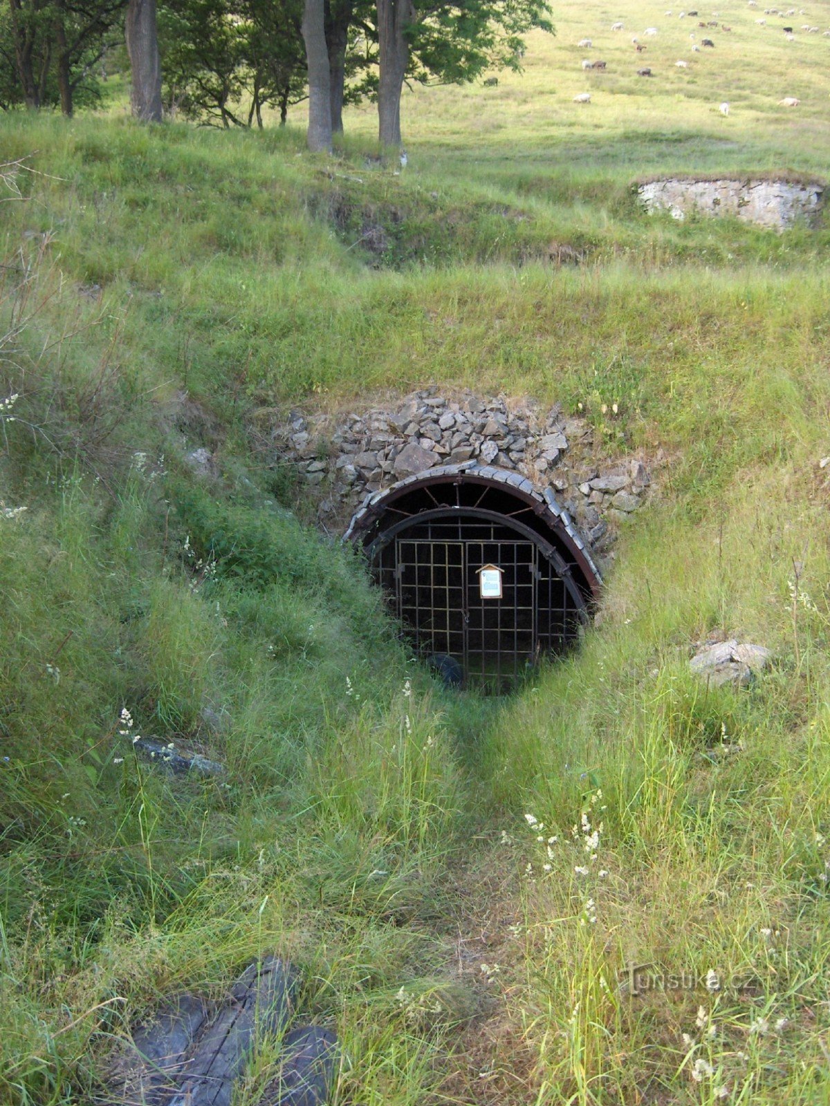 entrance to Mikulášská stola