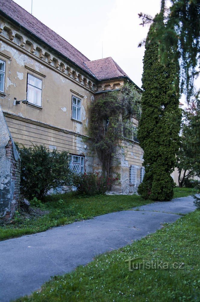 The entrance to the museum is somewhat secret