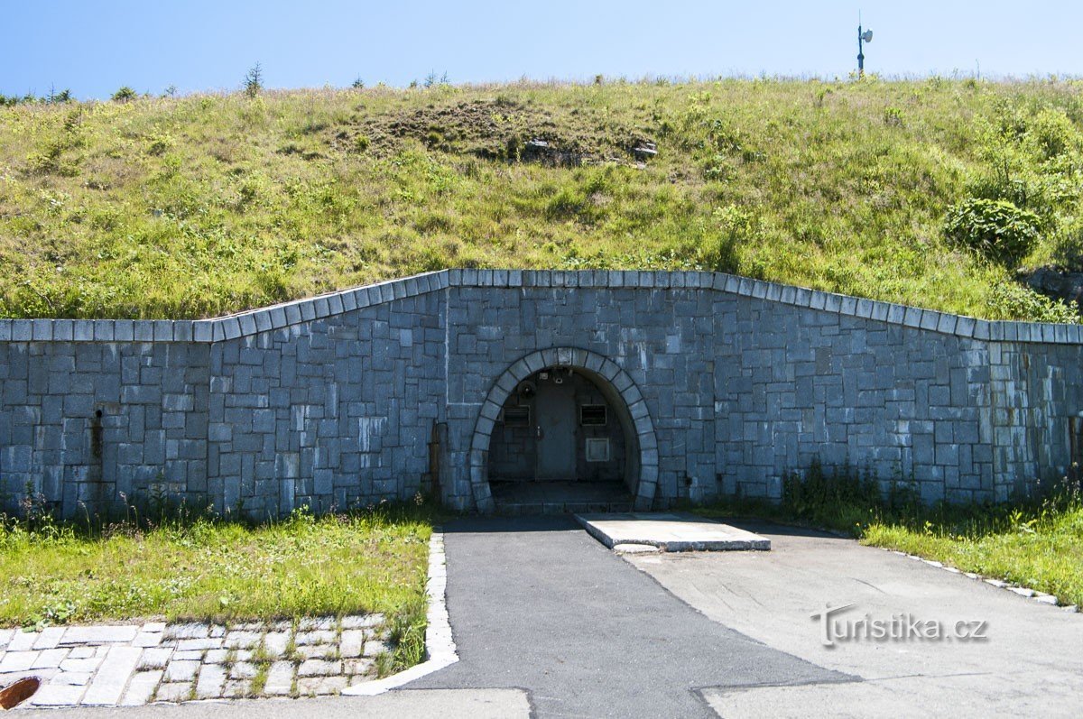 Ingång till tunnelbanan