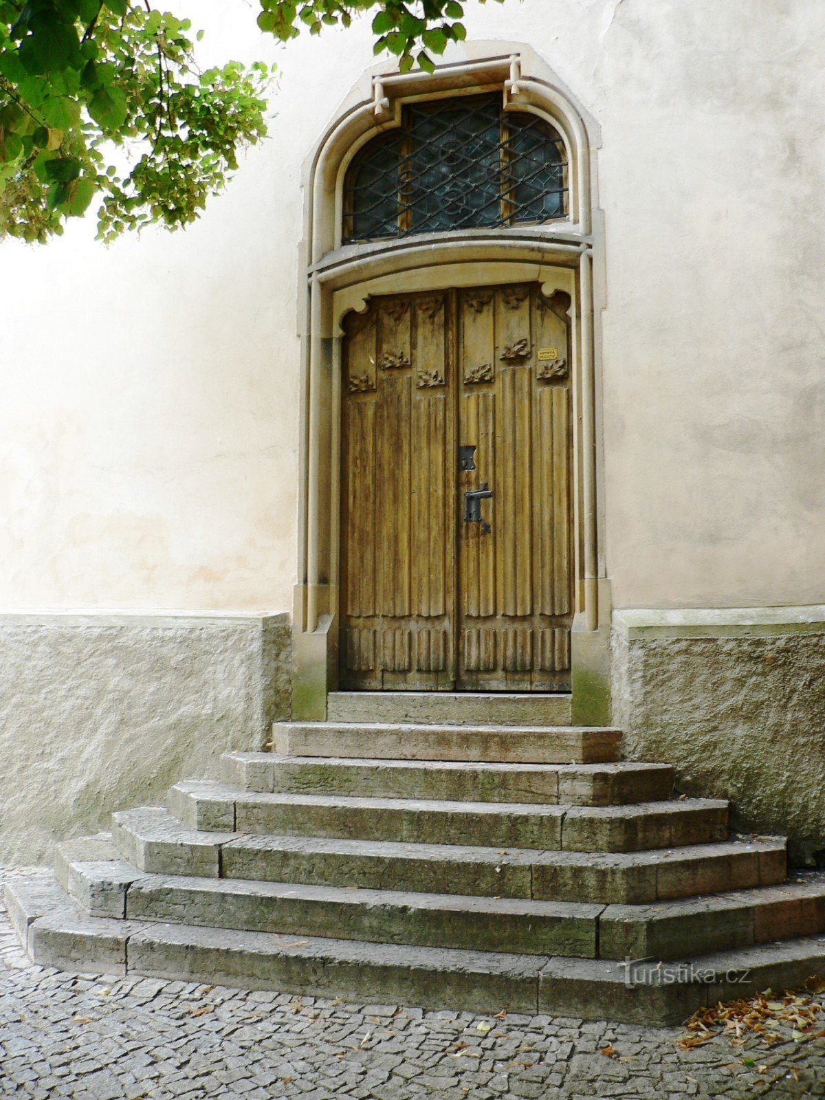 toegang tot de sacristie van de kerk, die na 1901 nieuw werd geopend, volgens