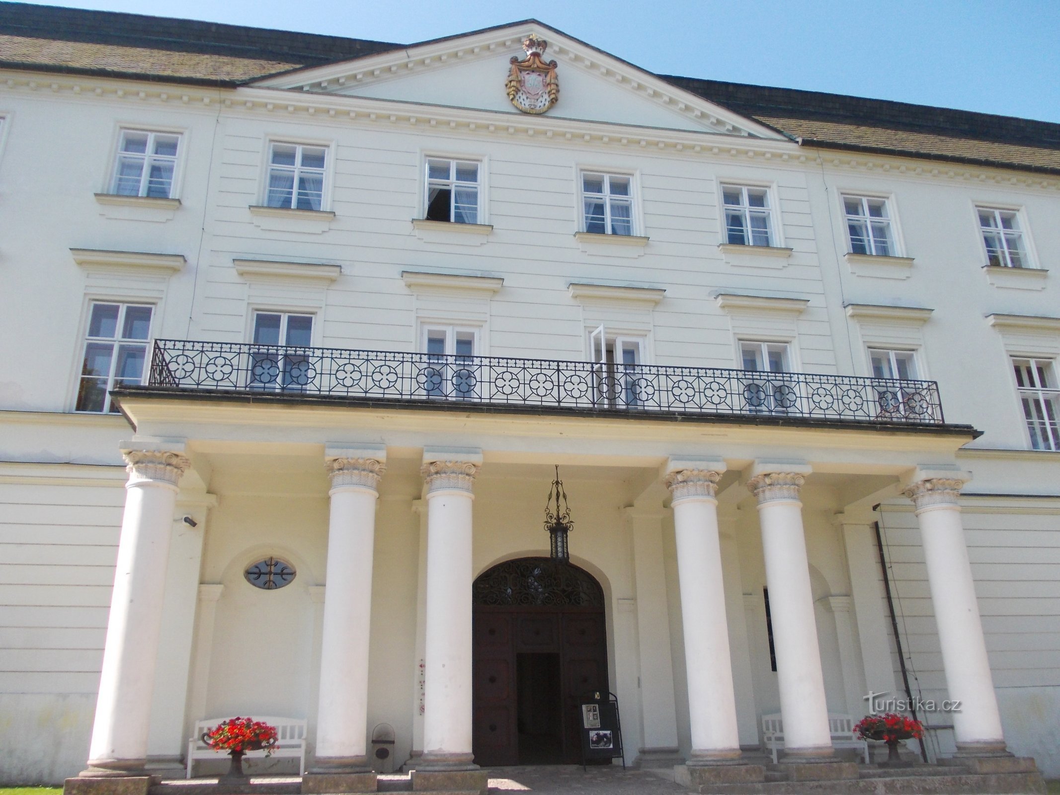 entrada para a ala norte do Castelo Branco