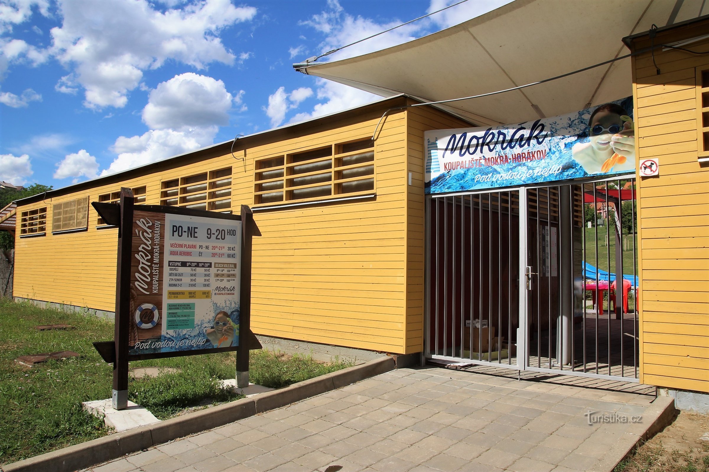 Indgang til Mokrák swimmingpool