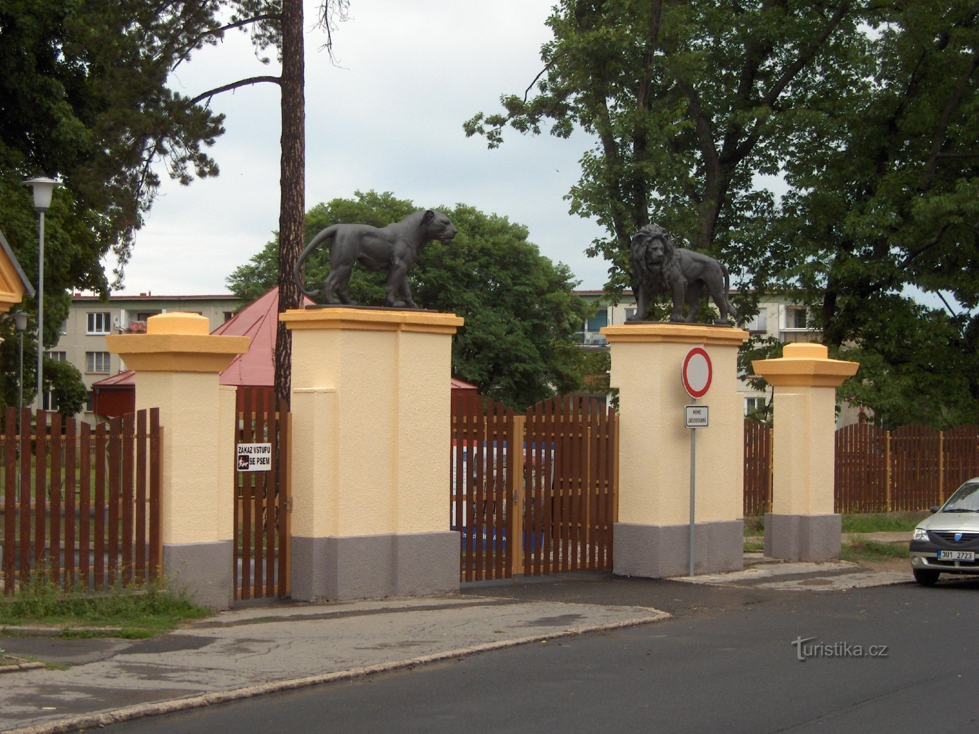 cancello d'ingresso