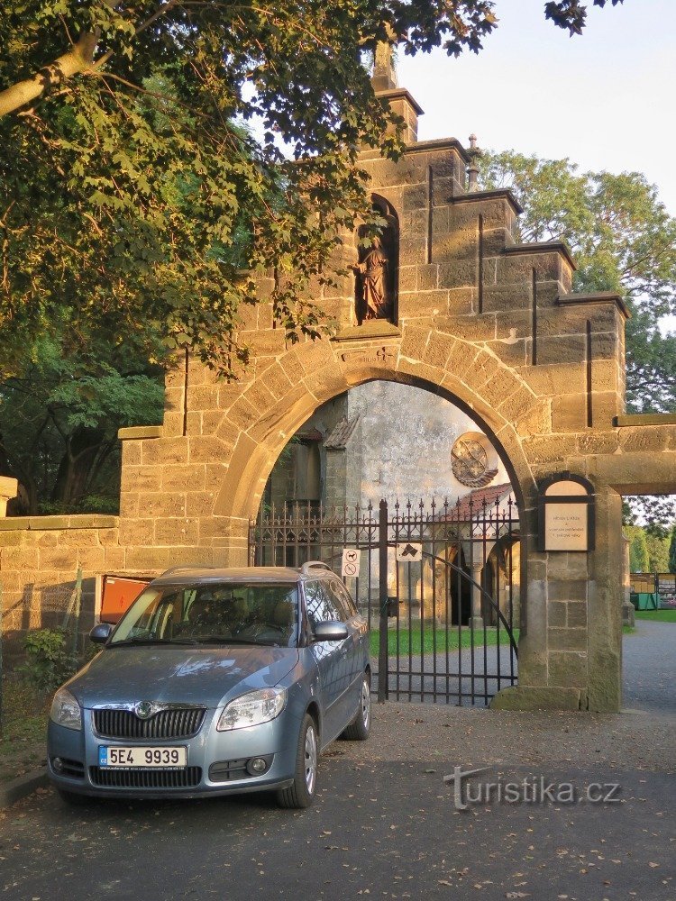 entrance gate