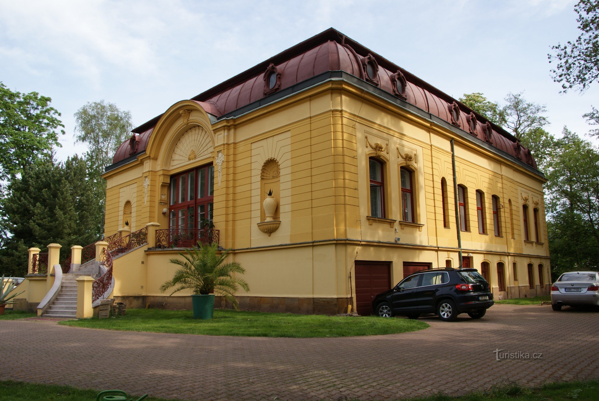 façade d'entrée