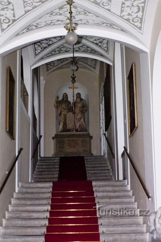 escalera de entrada