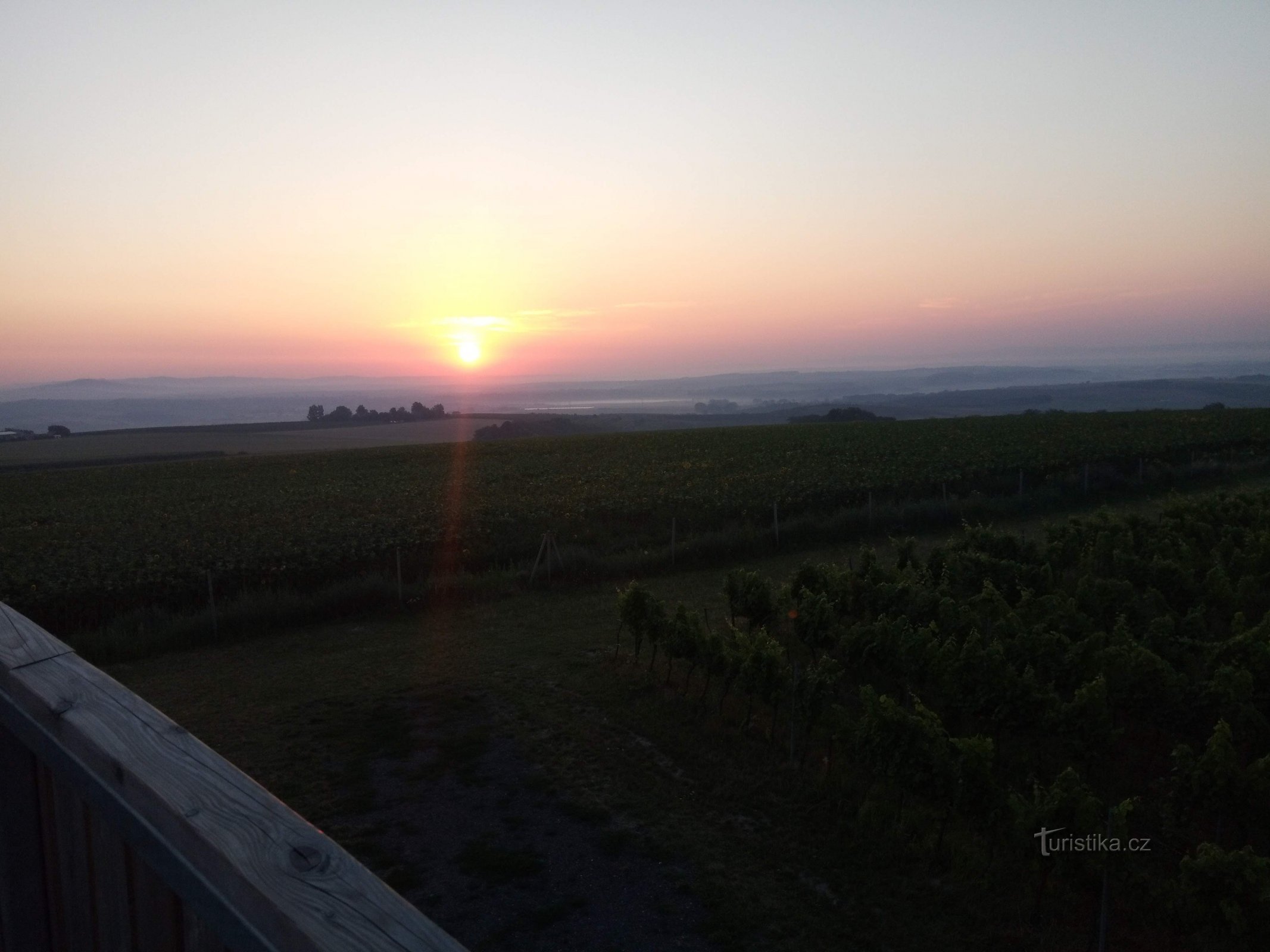 Восход солнца на Стежке над Виноградами