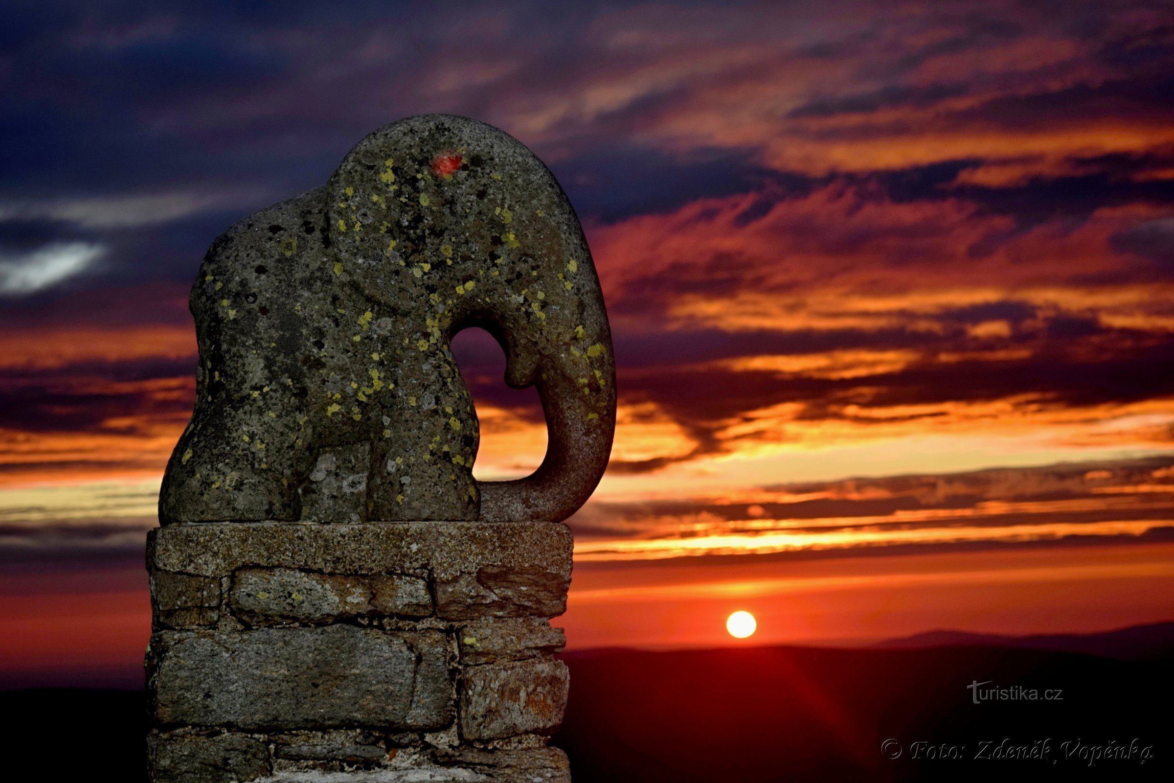 Sonnenaufgang bei Słonět.