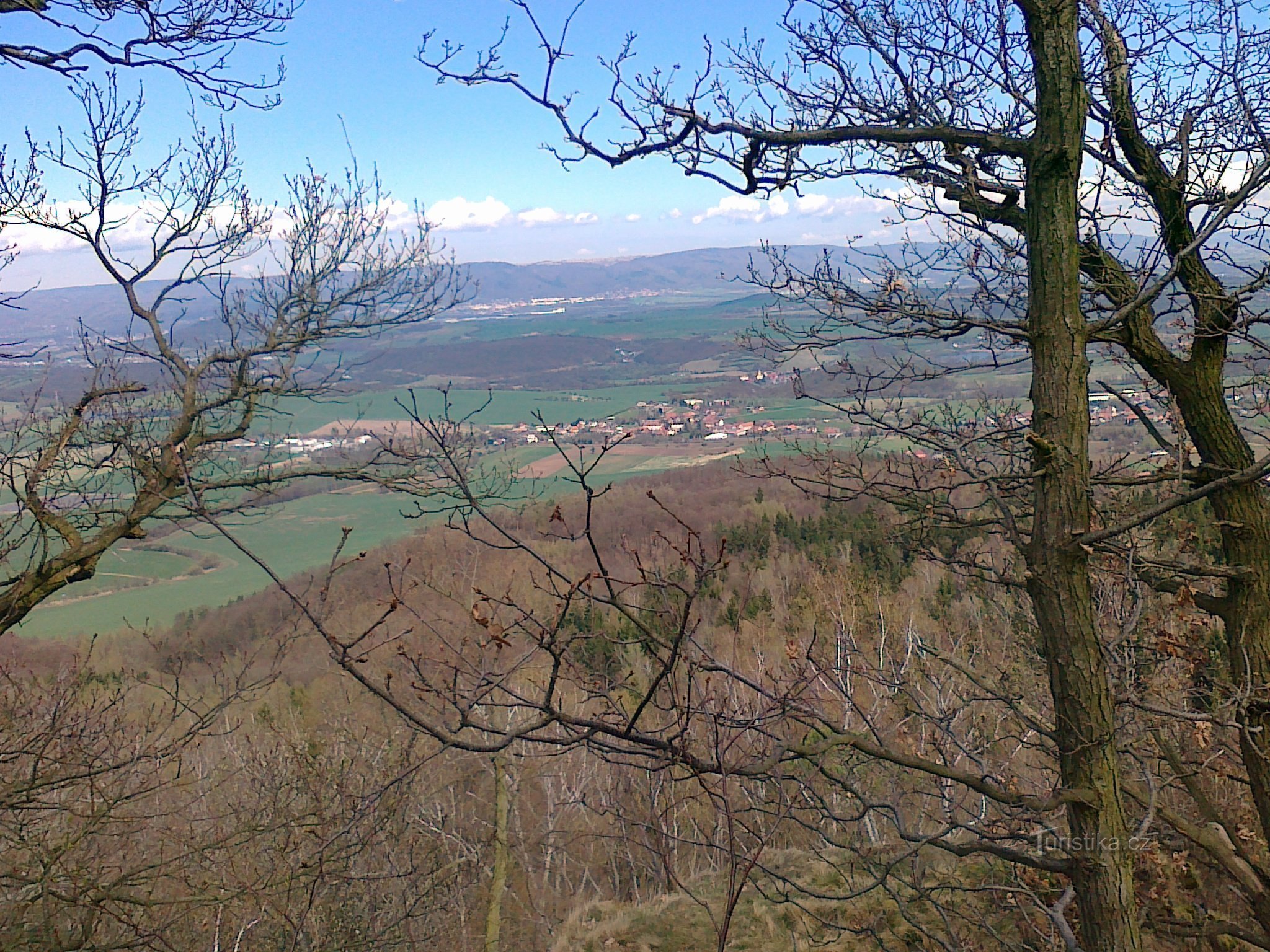 vista de las montañas de mineral