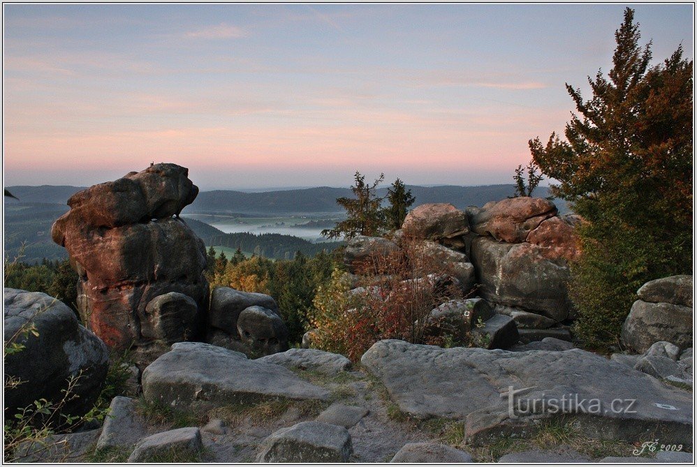 View of Stárkovsko at dawn