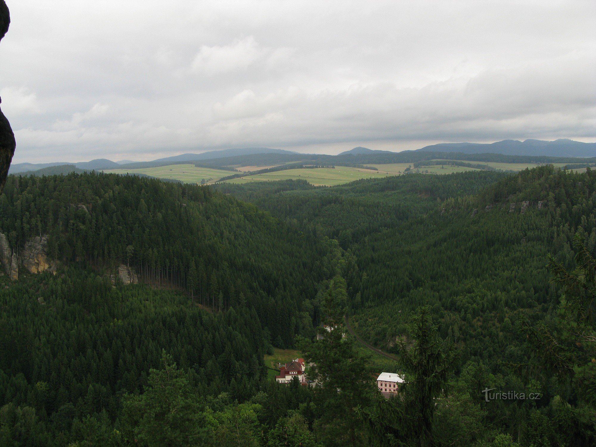 Teplice nad Metují の眺め