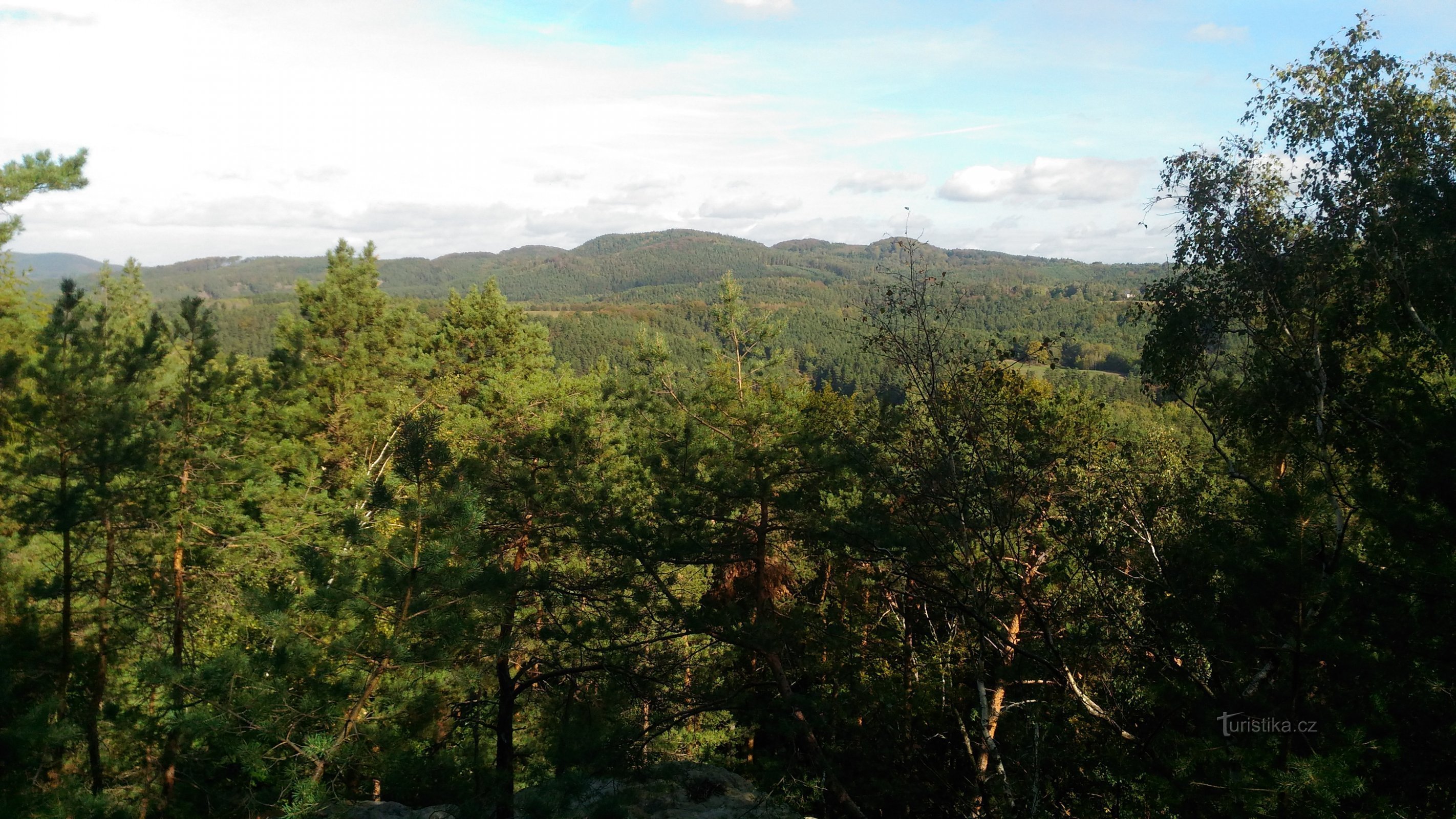 vista di Vrátenská hora, Kuželík, Lipový vrch e Uhelný vrch