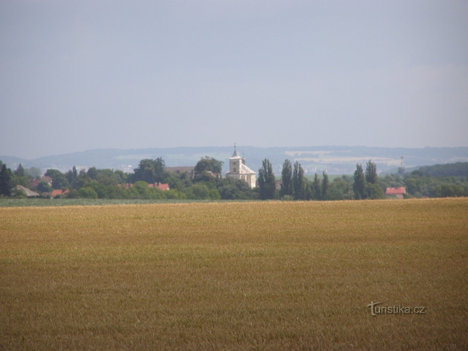 pogled s Volanice na jug na Vysoké Veselí