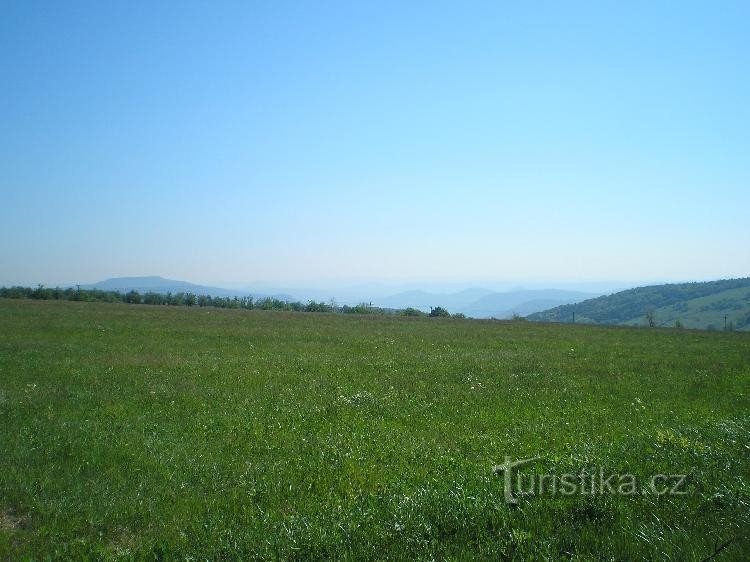 Aussicht: Blick auf Děčínské Sněžník und České středohoří