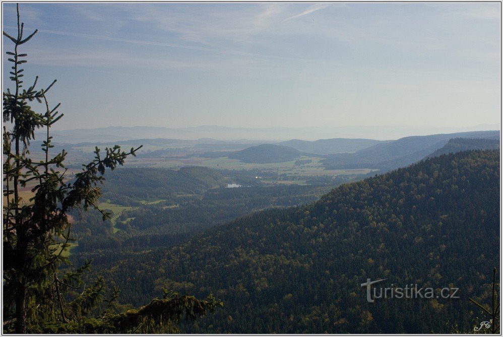 View from Božanovské Špičák to Broumovské