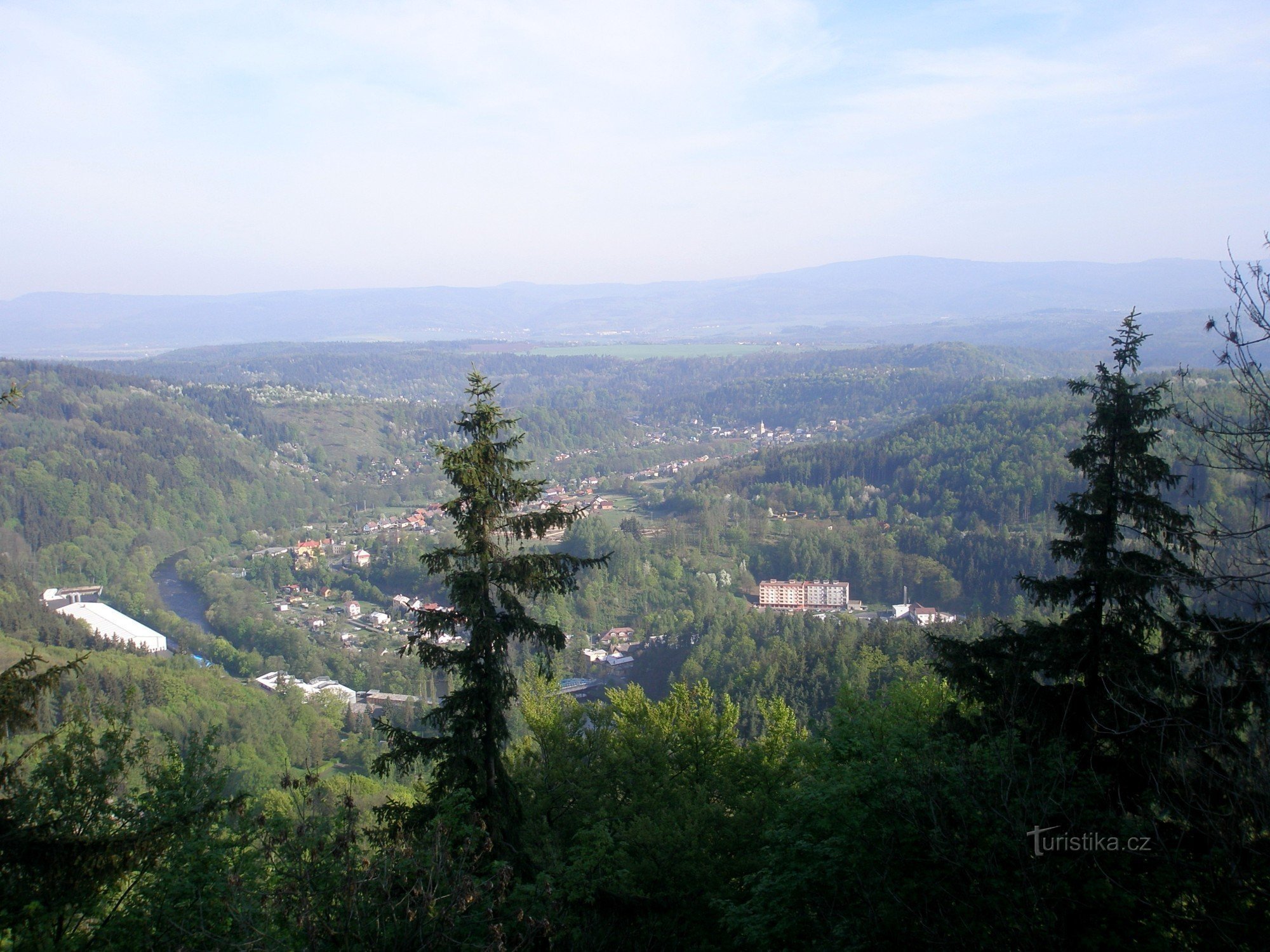 Uitzicht vanaf Bučina naar het noorden