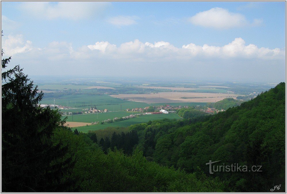 Utsikt från Dívčí kamen till regionen