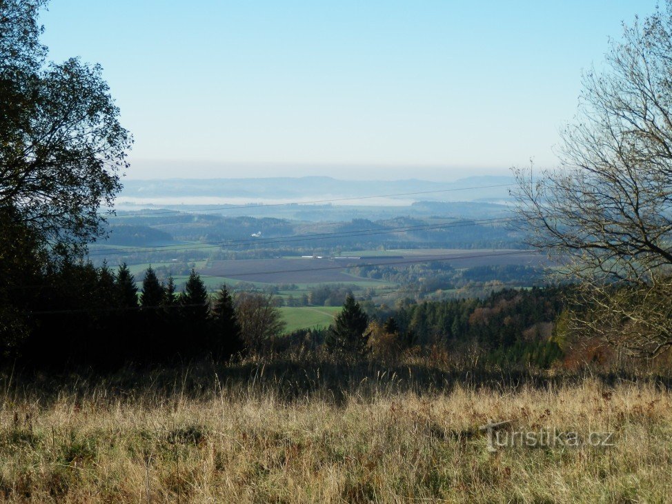 Pogled s Hladíkova Vyšyna na Podkrkonoší