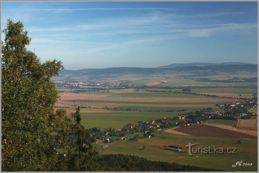 Utsikt från stenporten (Martínkovice, Broumovsko, Javoří hory)