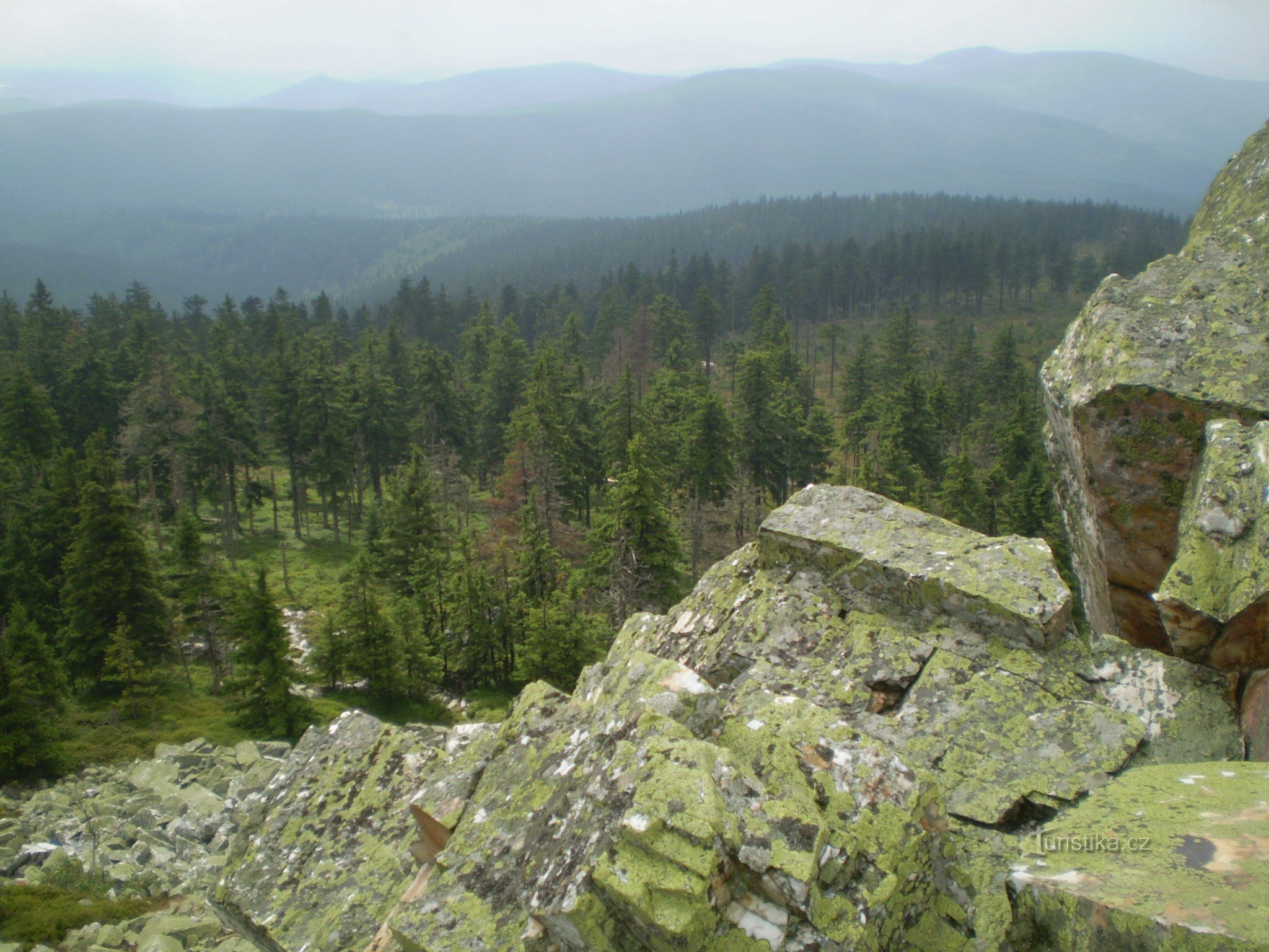 vista desde las piedras