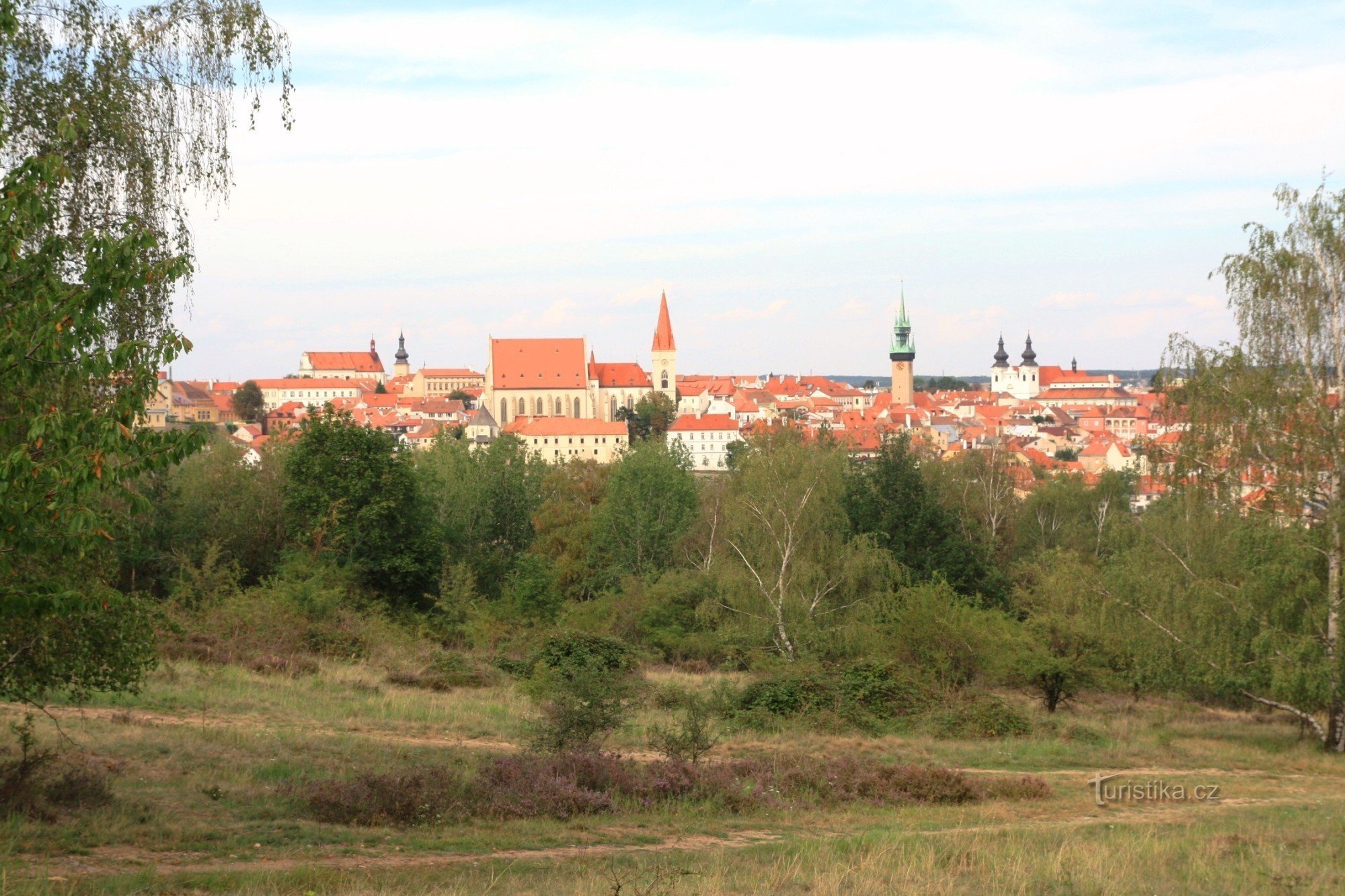 Výhled z Kraví hory na Znojmo