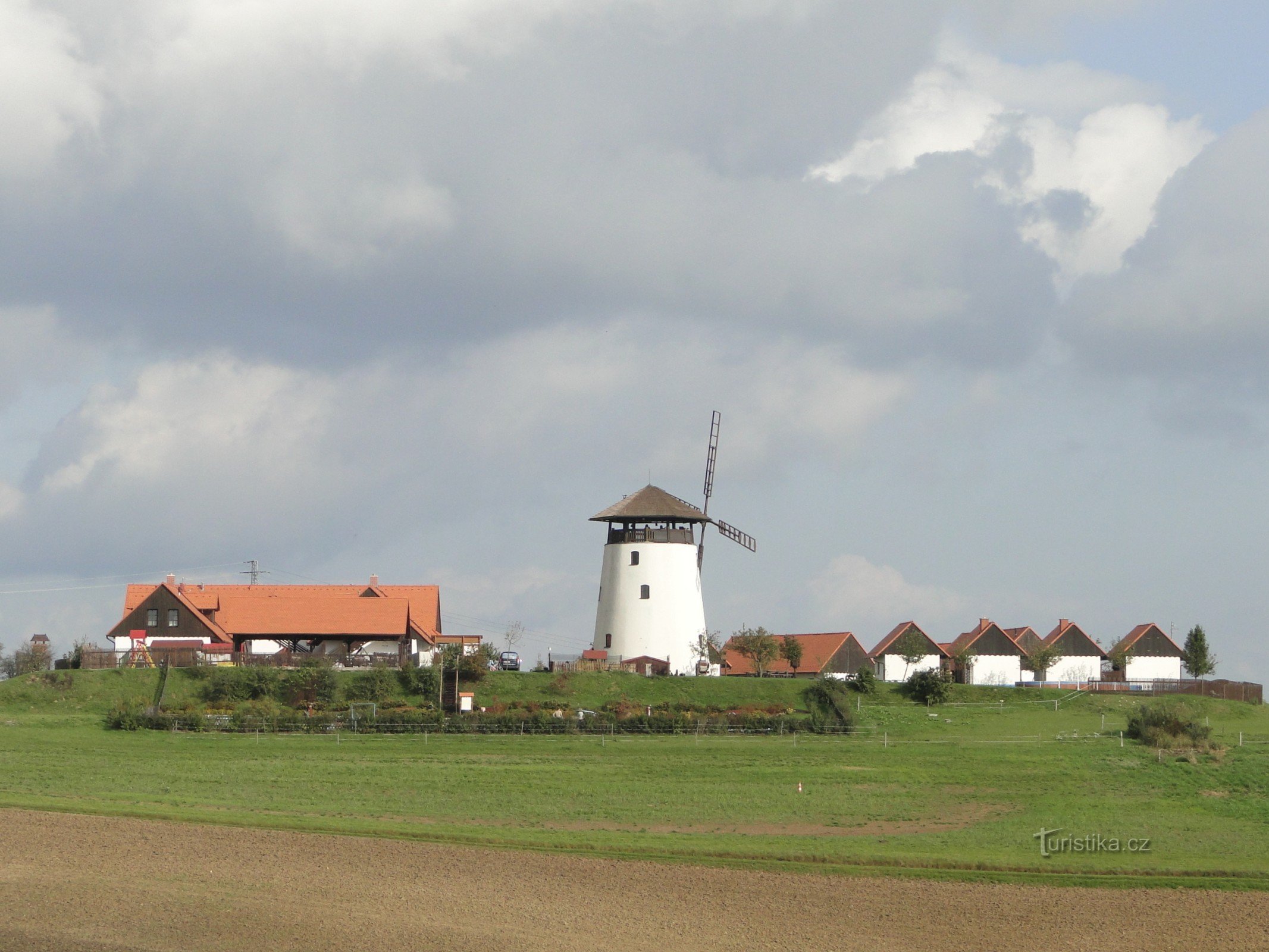 vue depuis Ostrovánky jusqu'au moulin de Bukovanský