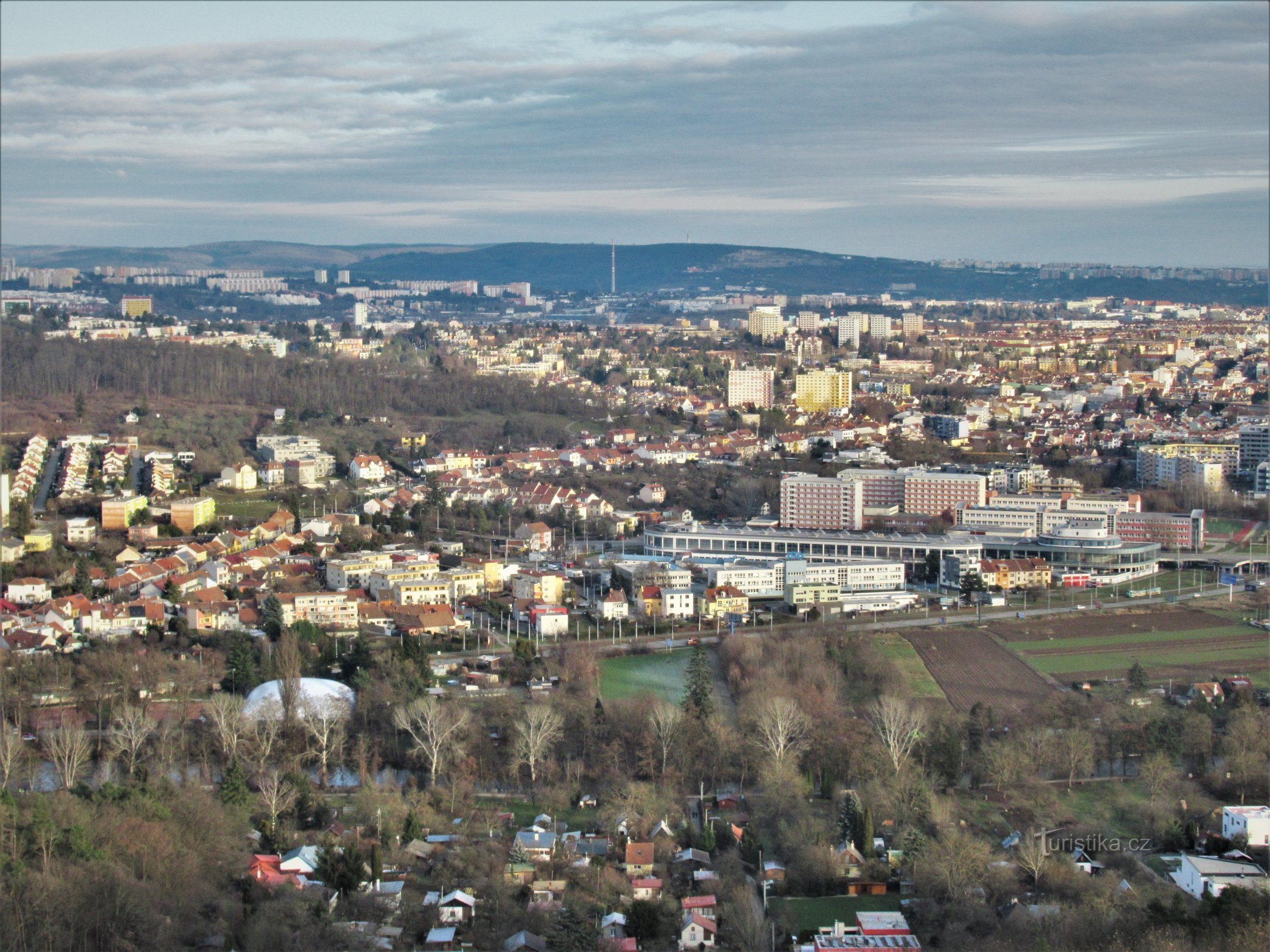 Widok z wieży widokowej na centralną część miasta