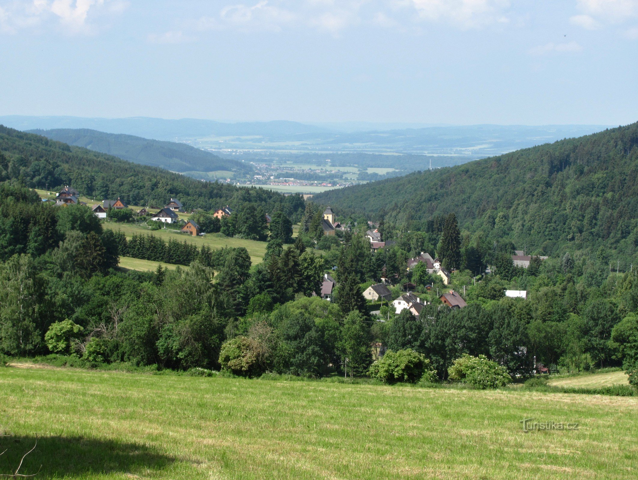 vista da Traťovka a Hraběšice