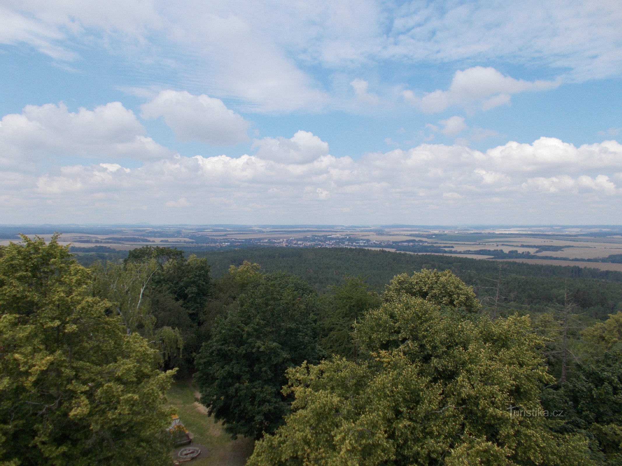 Uitzicht vanaf de toren op Křížové vrch