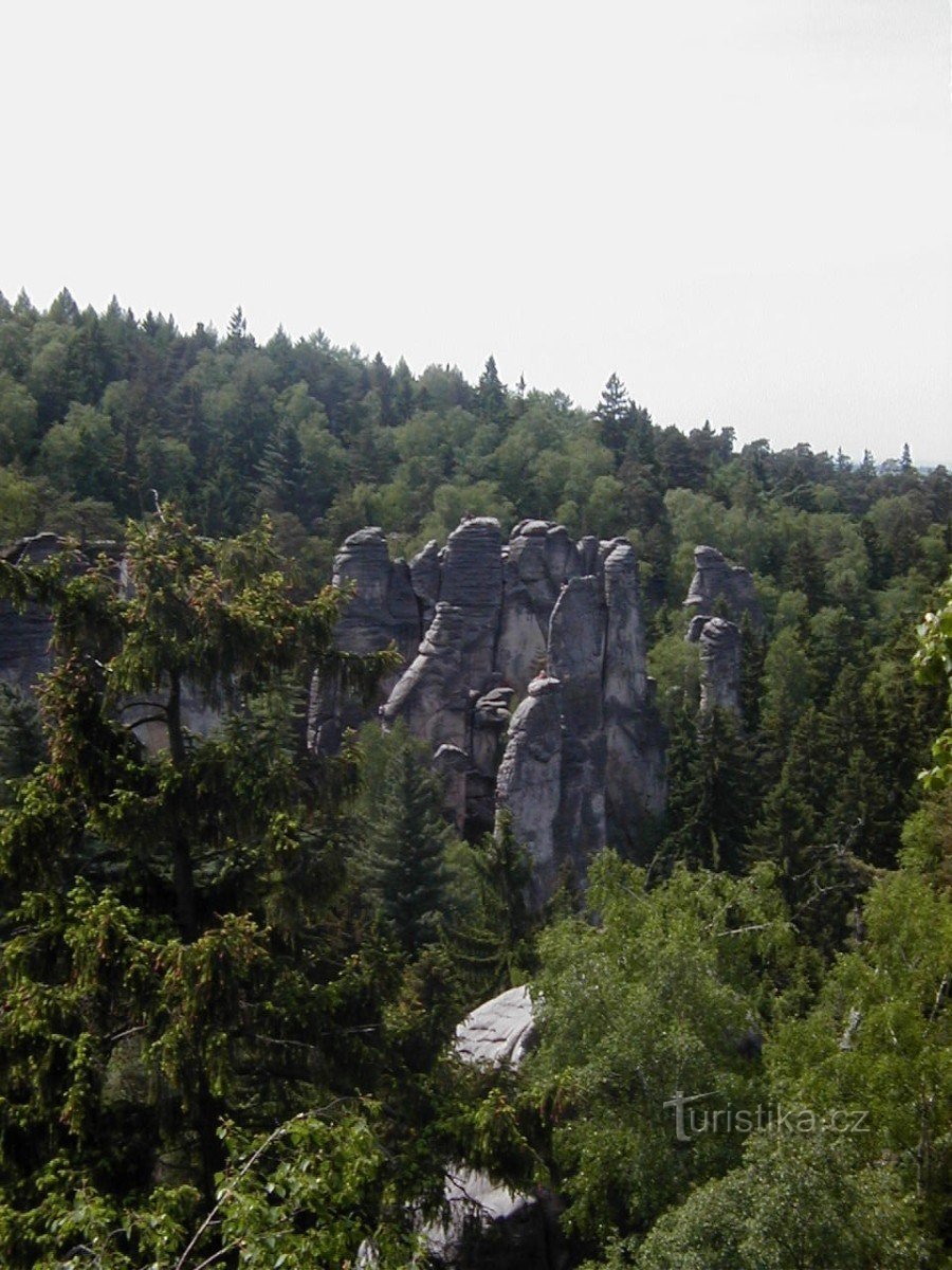 widok z punktu widokowego Všeček