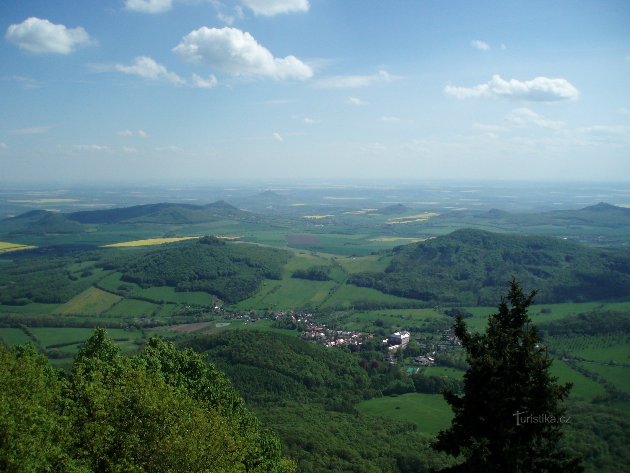 Θέα από τη Milešovka