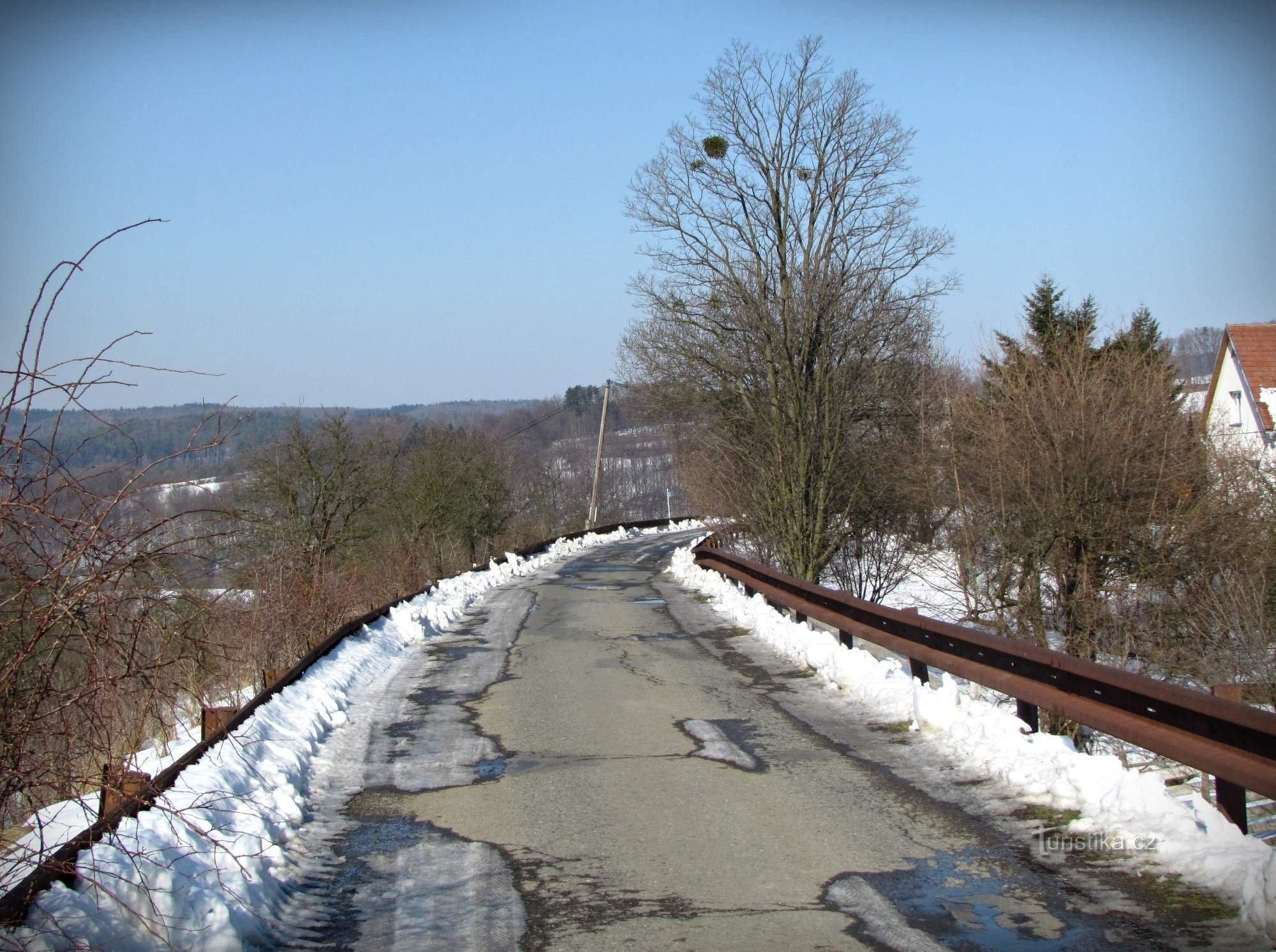 Viste dalla pista Baťa non consegnata