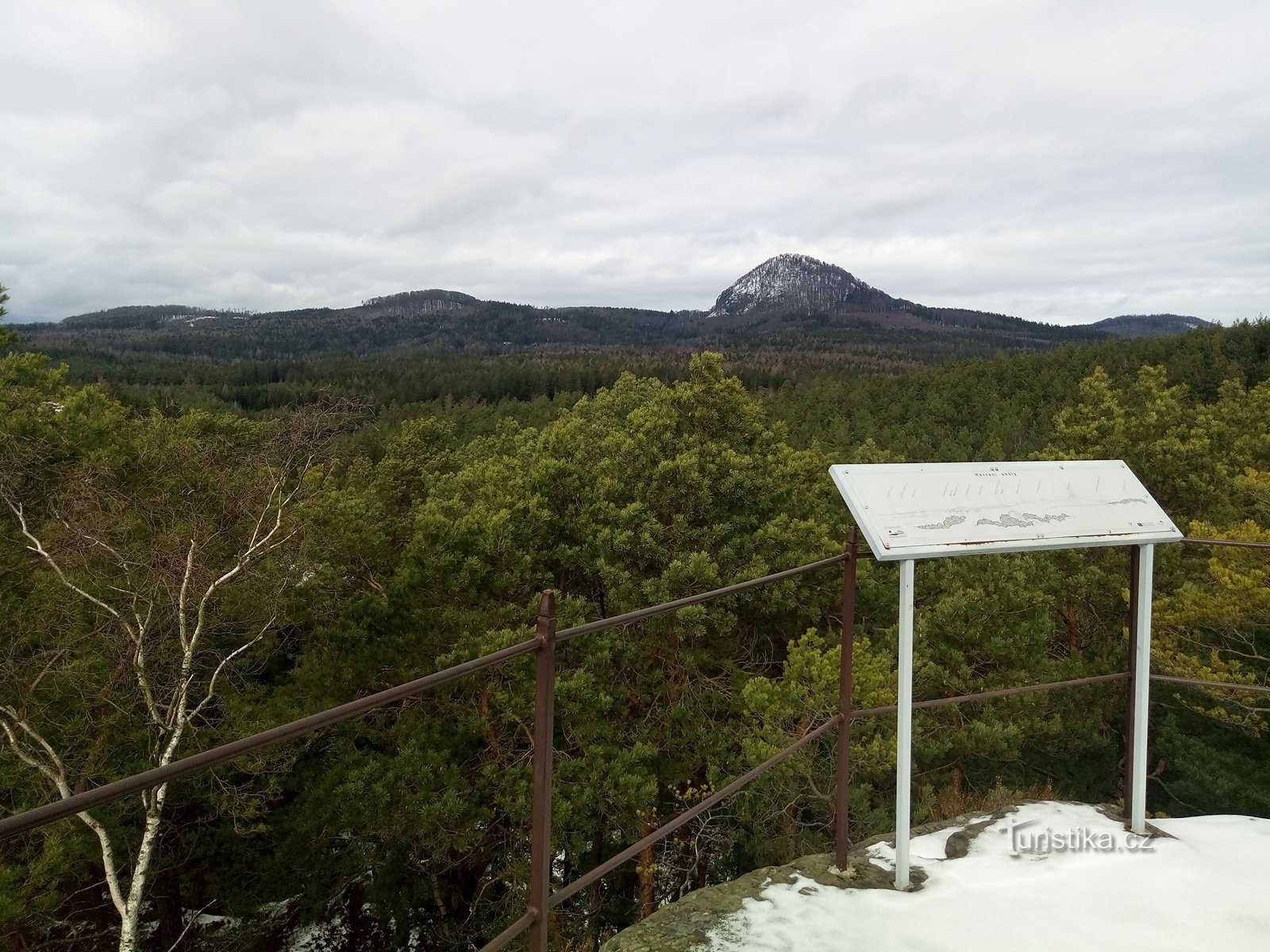 Mirador de Havrání skály - vista de Kíč